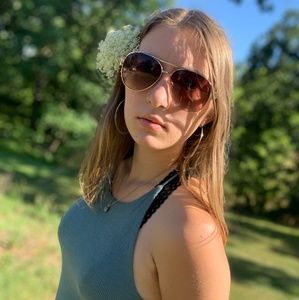 Meet your Posher, Zoe